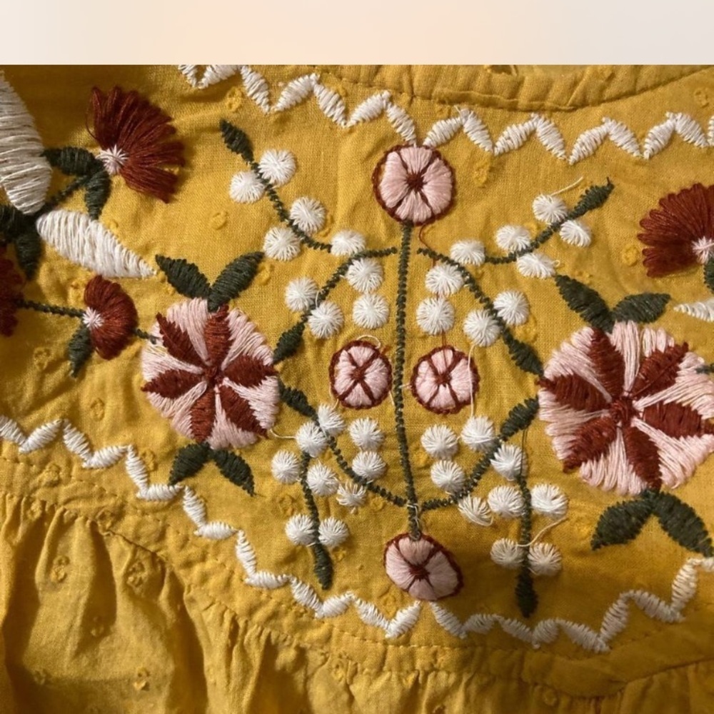 Max Studion Embroidered boho goldenrod Women's Top M bust 40” - Picture 5 of 8